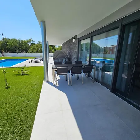 Lux Slatki Starigrad-Paklenica